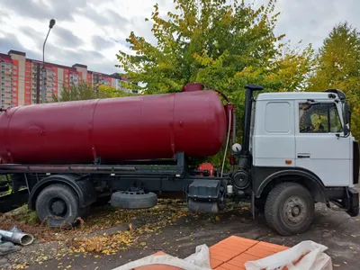 Рустам Гулаков